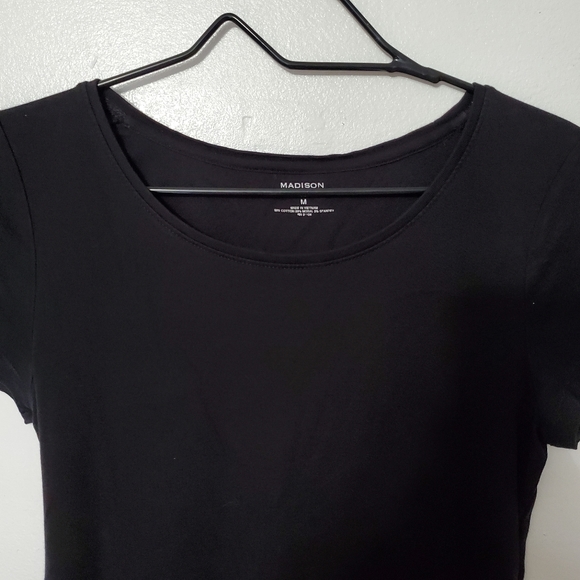 Womens Short Sleeve Slim Fit Crew Tee Size Medium By Madison - Picture 5 of 8